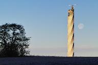 TKE-Turm im Sonnenaufgang & Monduntergang im Februar 2018; Ansicht von der Bhringer Steige aus , Copyright: R.Kleinfeld    ; Kleini    Picture    Art 