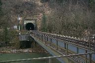 Die Eisenbahnbrcke beim Tiersteintunnel am 26. Januar 2003