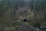 Die Eisenbahnbrcke beim Tiersteintunnel am 26. Januar 2003